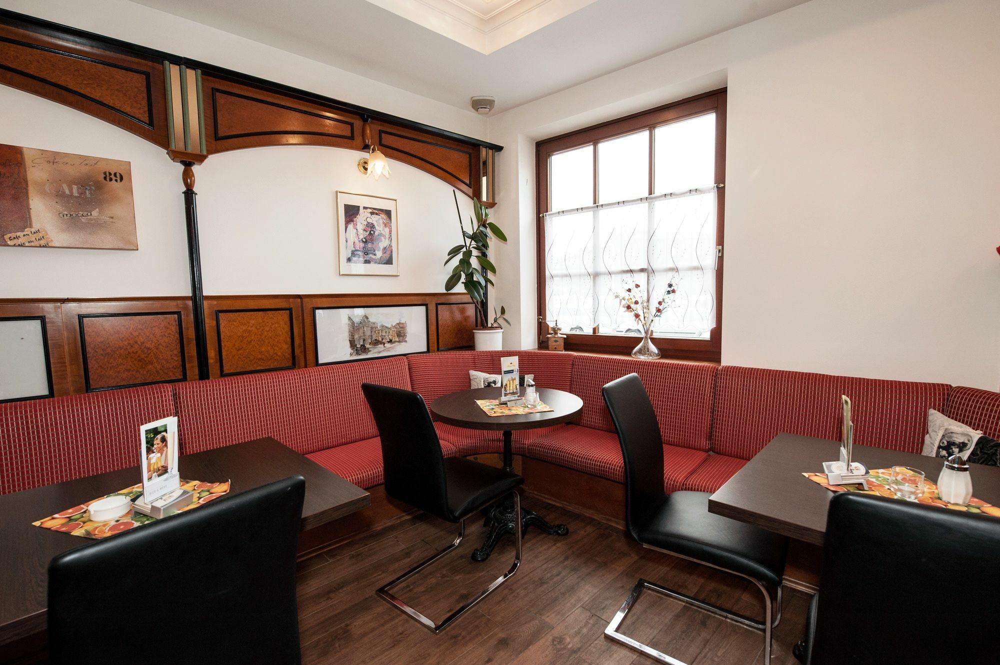 Hotel Koenig Vienna Luaran gambar